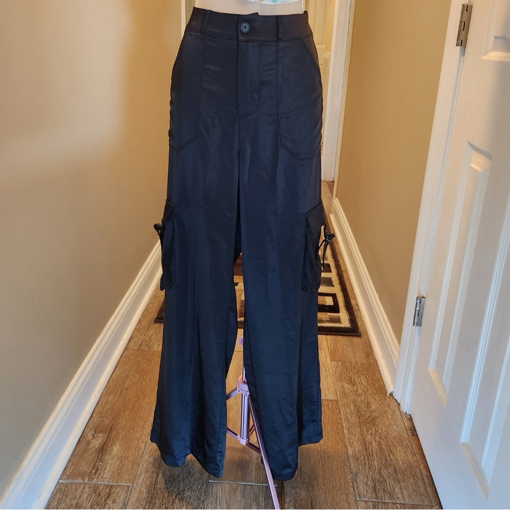 The Drop Jessina Shine Cargo Black Pants